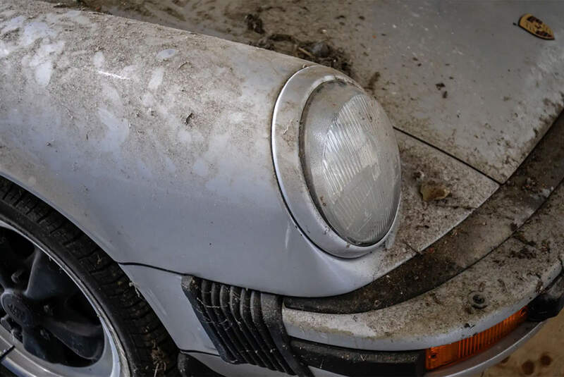 Porsche 911 3.2 Carrera Coupe (1989) Barnfind