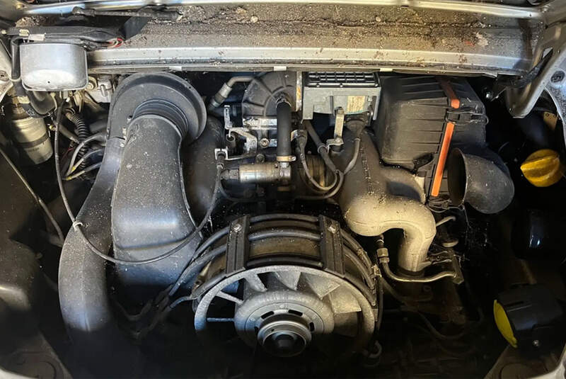 Porsche 911 3.2 Carrera Coupe (1989) Barnfind
