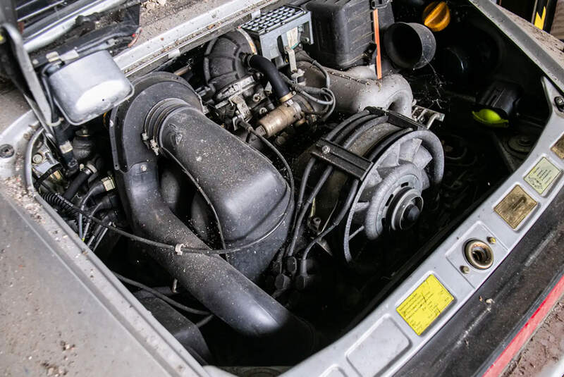 Porsche 911 3.2 Carrera Coupe (1989) Barnfind