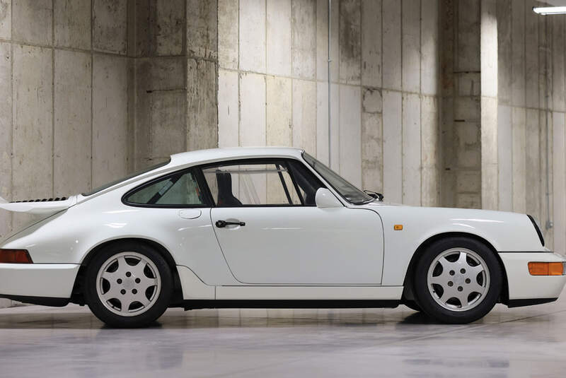 Porsche 911 (964) Carrera 4 Leichtbau (1991) 1 of 22