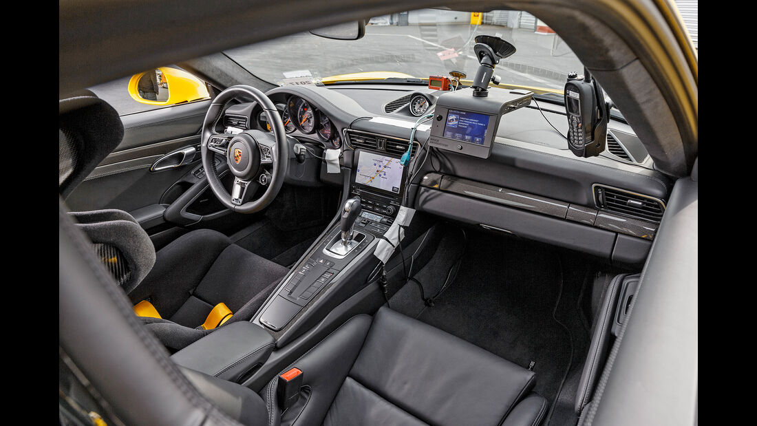 Porsche 911 991.2 Turbo S, Cockpit, Lenkrad
