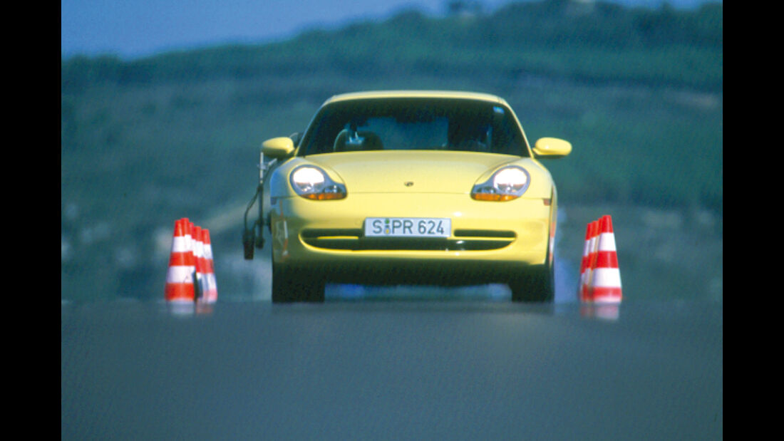Porsche 911 (996), Frontansicht