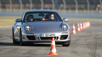 Porsche 911 Carrera GTS, Slalom