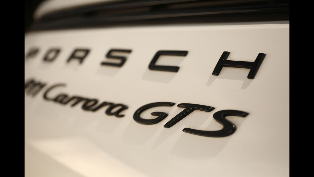 Porsche 911 Carrera GTS, Typenbezeichnung