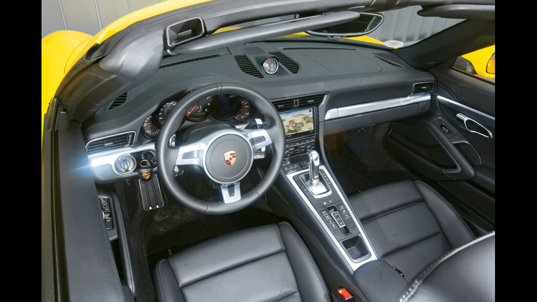 Porsche 911 Carrera S Cabriolet, Cockpit, Lenkrad