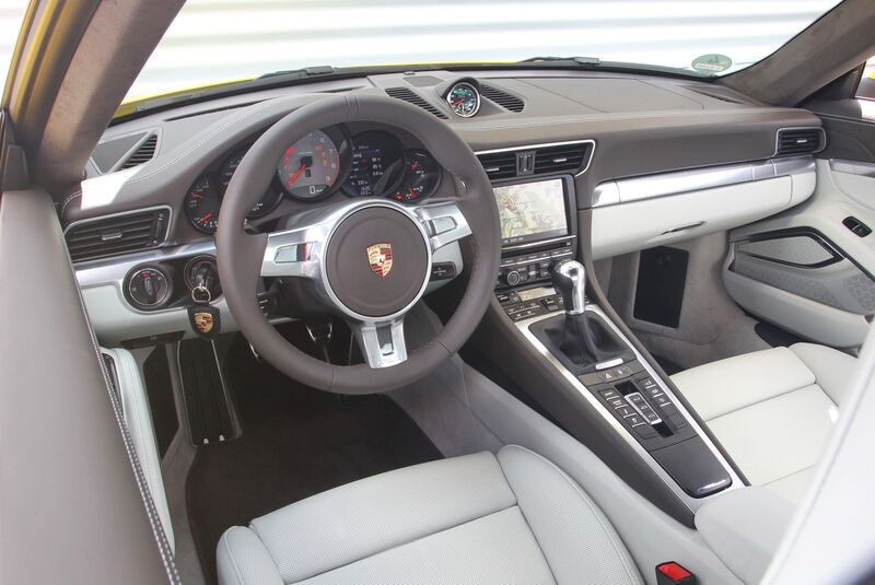 Porsche 911 Carrera S, Cockpit, Lenkrad