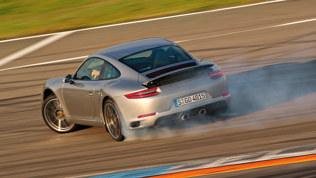 Porsche 911 Carrera S, Heckansicht, Driften