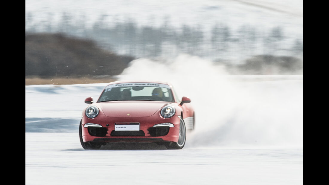 Porsche 911 Carrera, Snow Force, Impresionen