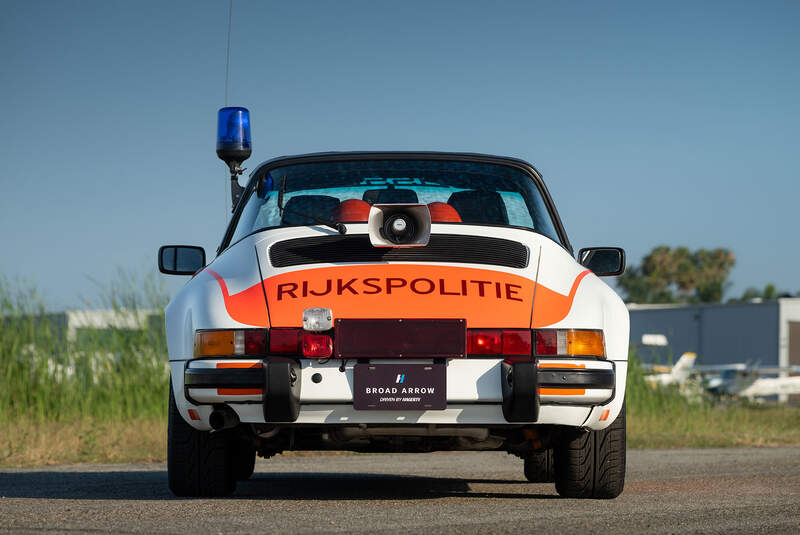 Porsche 911 Carrera Targa "Rijkspolitie" (1989)