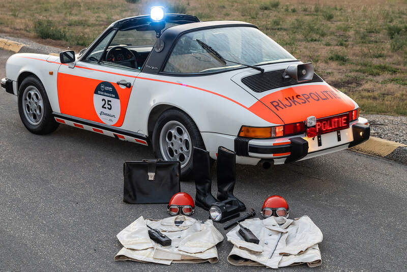 Porsche 911 Carrera Targa "Rijkspolitie" (1989)