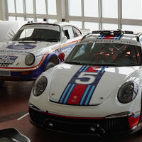 Porsche 911 Dakar 991 Martini Heilige Hallen 
