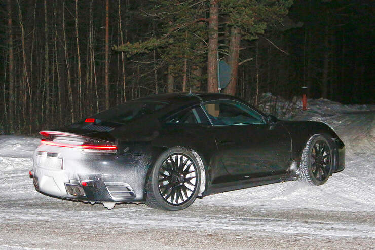 https://imgr1.auto-motor-und-sport.de/Porsche-911-Erlkoenig-2018-fotoshowBig-d9613fe8-1004706.jpg Porsche-911-Erlkoenig-2018-fotoshowBig-d9613fe8-1004706
