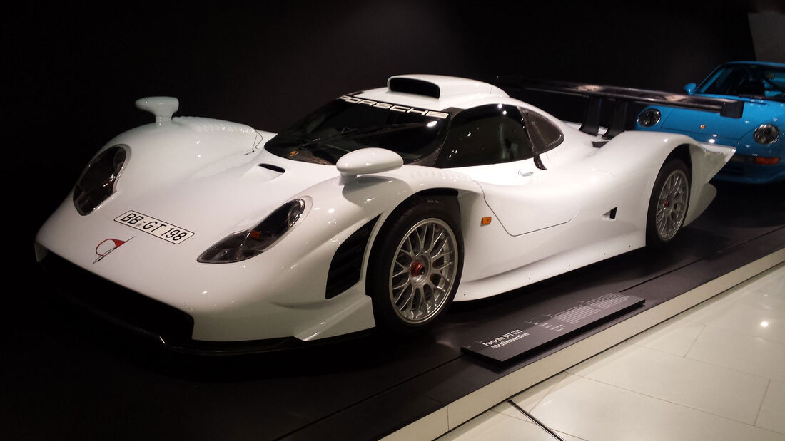 Porsche 911 GT1/98 - Straßenversion - Porsche Museum