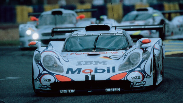 Porsche 911 GT1 Rennversion LeMans 1998