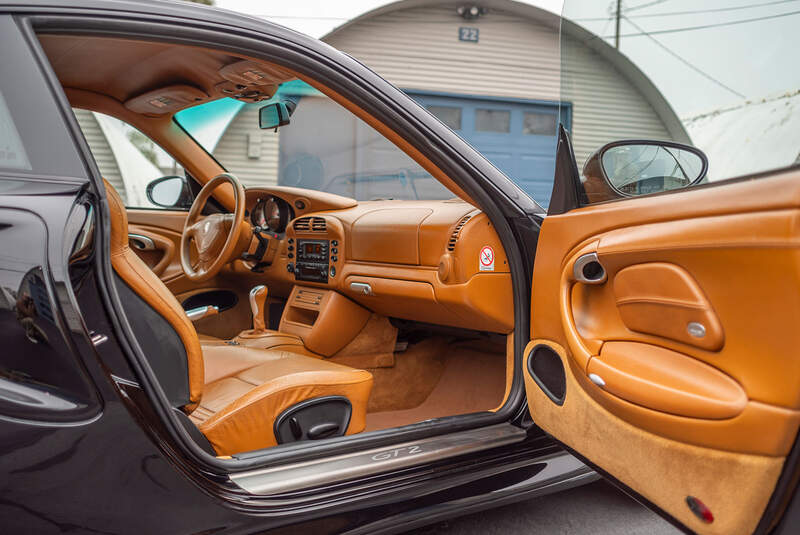 Porsche 911 GT2 996 (2002) Magnus Walker Collection