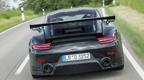 Porsche 911 GT2 RS 991 (2)