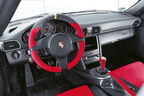 Porsche 911 GT2 RS, Cockpit