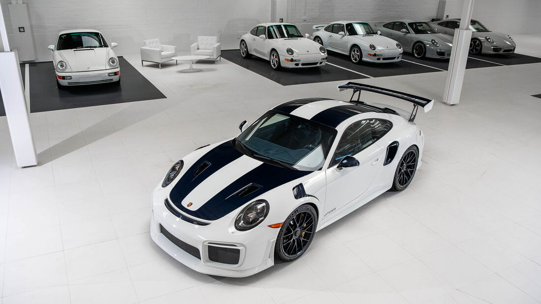 Porsche 911 GT2 RS Weissach (2019) White Collection Exterieur