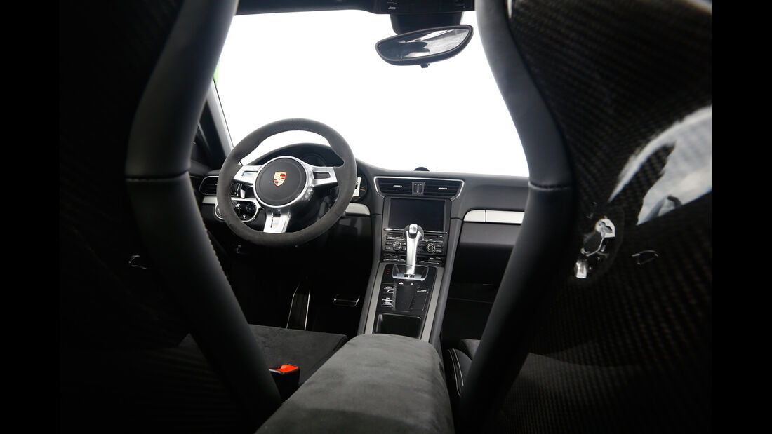 Porsche 911 GT3, Cockpit