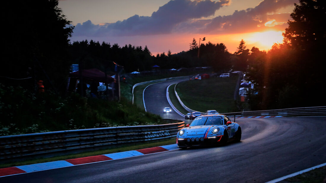 Porsche 911 GT3 Cup - Startnummer #70 - 24h Rennen - Nürburgring - 28. Mai 2022