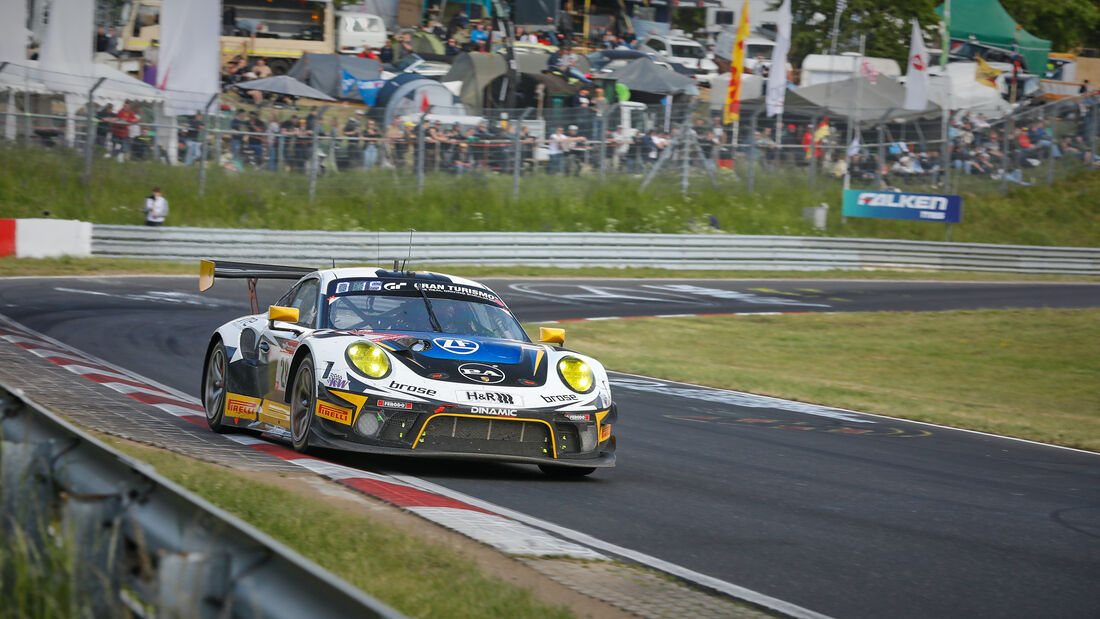 Porsche 911 GT3 R - Startnummer #29 - 24h Rennen - Nürburgring - 28. Mai 2022