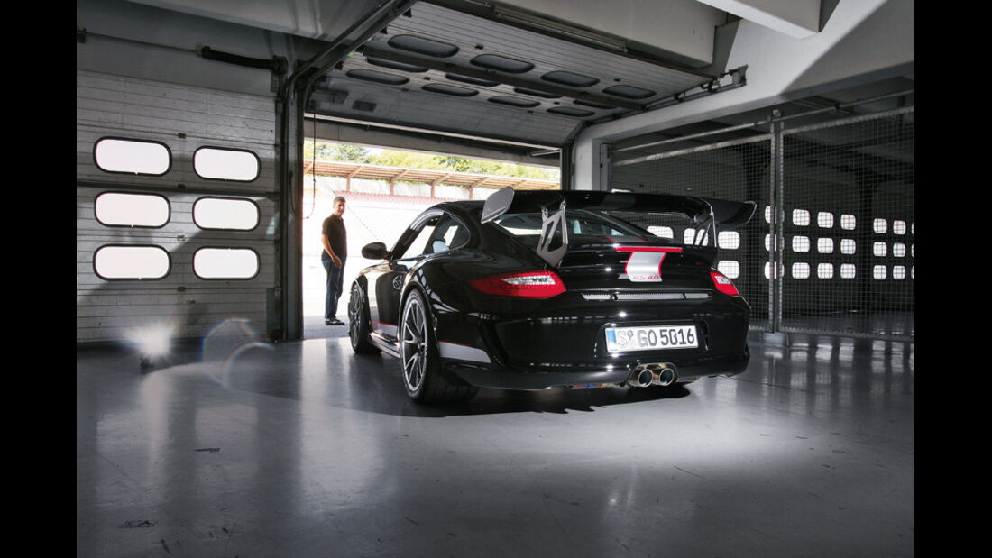 Porsche 911 GT3 RS 4.0, Garage, Heck, Rückansicht