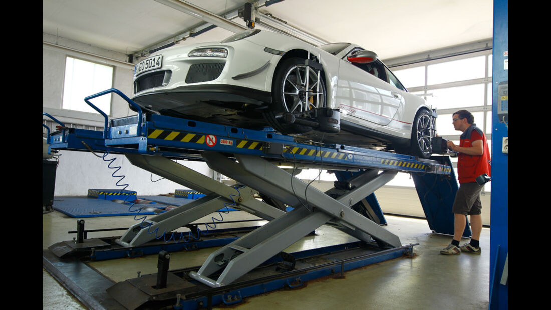 Porsche 911 GT3 RS 4.0, Werkstatt