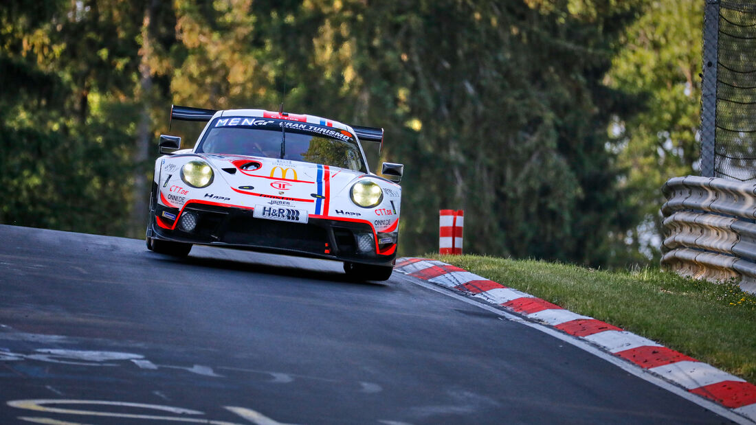 Porsche 911 GT3R - Startnummer #25 - 24h-Rennen Nürburgring - Nordschleife - Freitag - 27.5.2022