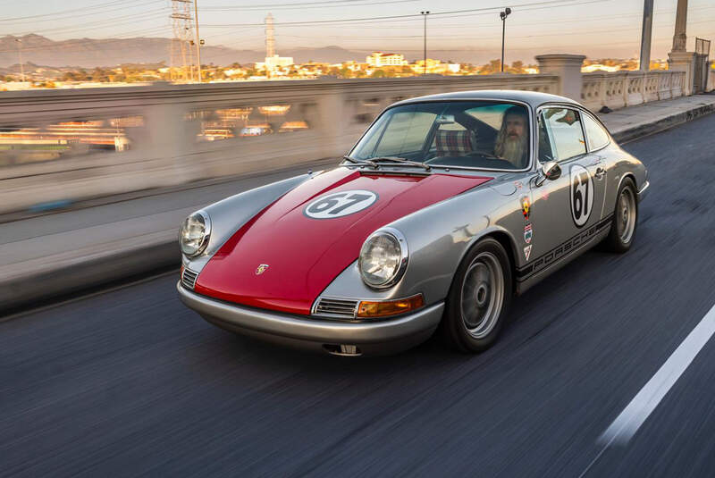 Porsche 911 S (1967) Magnus Walker Collection