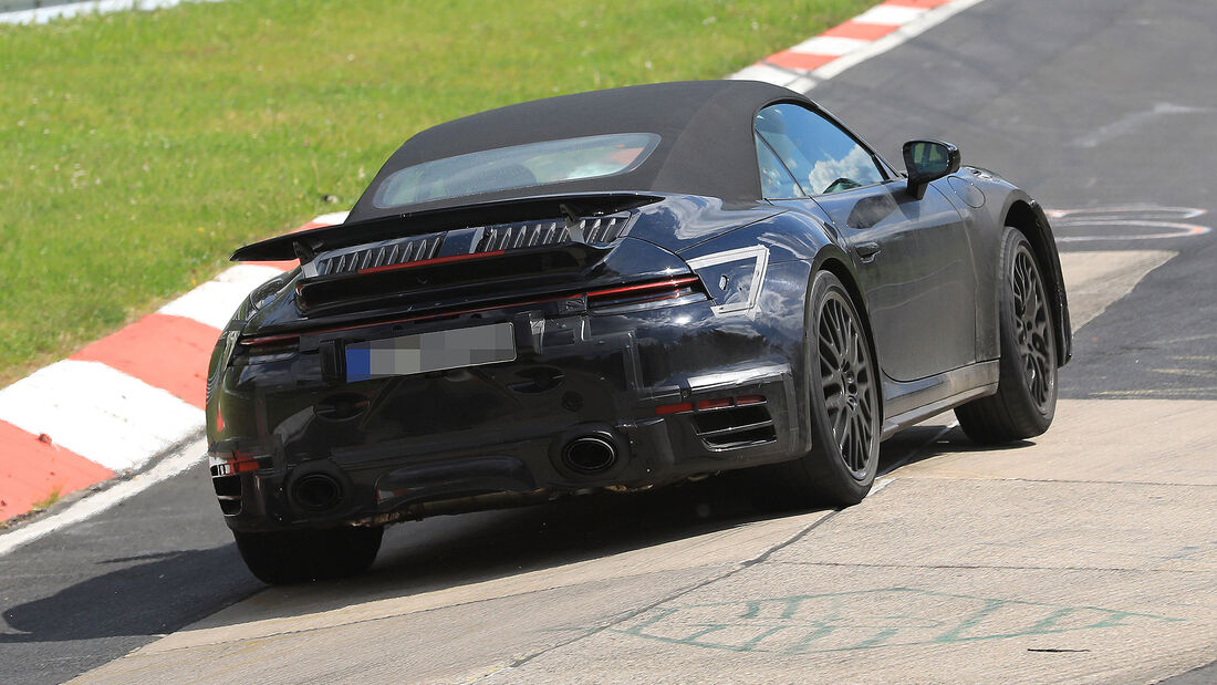 Porsche 911 Turbo Cabrio Erlkönig