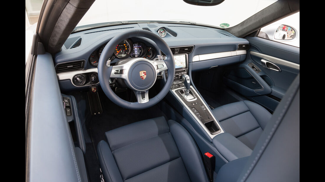 Porsche 911 Turbo, Cockpit