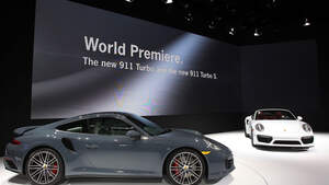 Porsche 911 Turbo Facelift Sperrfrist 1.12.