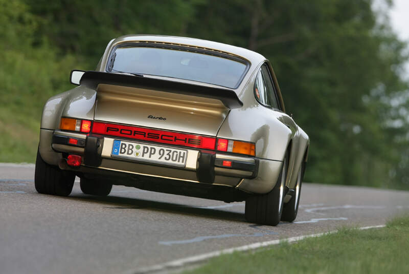 Porsche 911 Turbo, Rückansicht, Heck