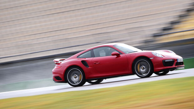 Porsche 911 Turbo S (991 II) - Sportwagen - Fahrbericht - Hockenheim