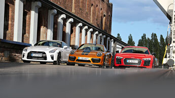 Porsche 911 Turbo S Exclusive 991 Audi R8 V10 Plus Nissan GT-R Test