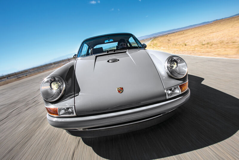 Porsche 911 by Singer Vehicle Design, Frontansicht
