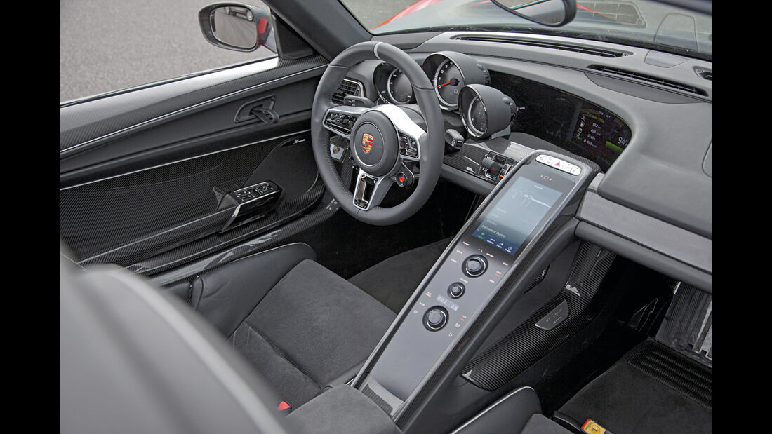 Porsche 918 Spyder, Cockpit, Mittelkonsole