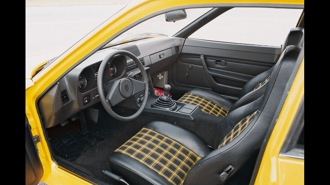 Porsche 924, Cockpit