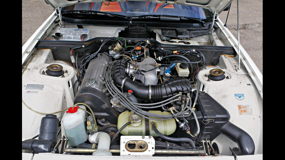 Porsche 924, Motor