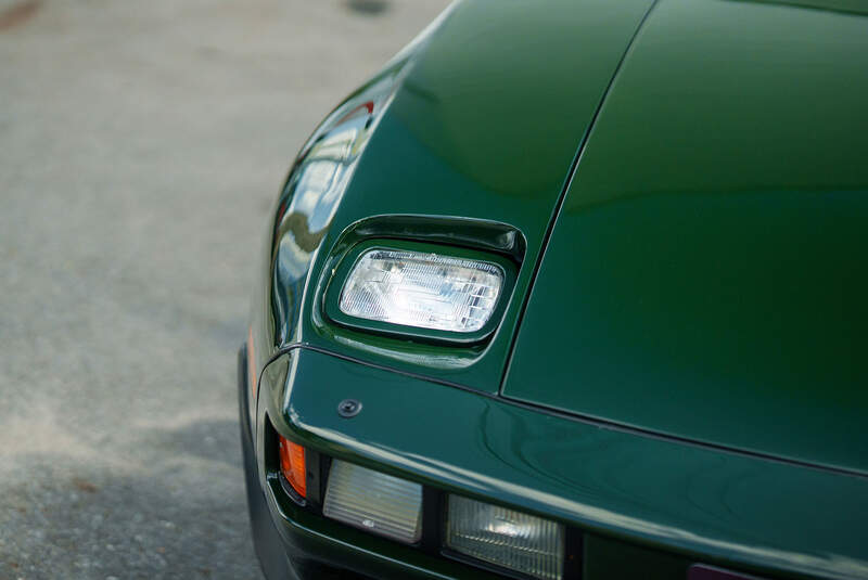 Porsche 928 Cabriolet Straman (1982)