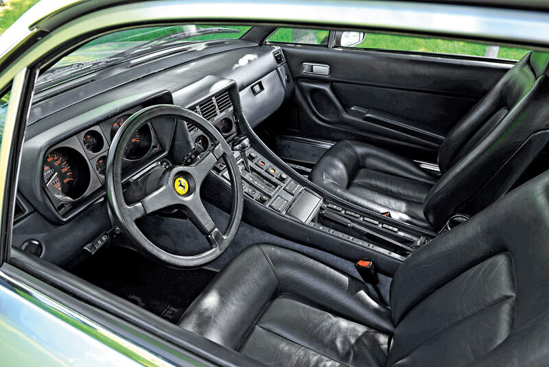 Porsche 928, Cockpit