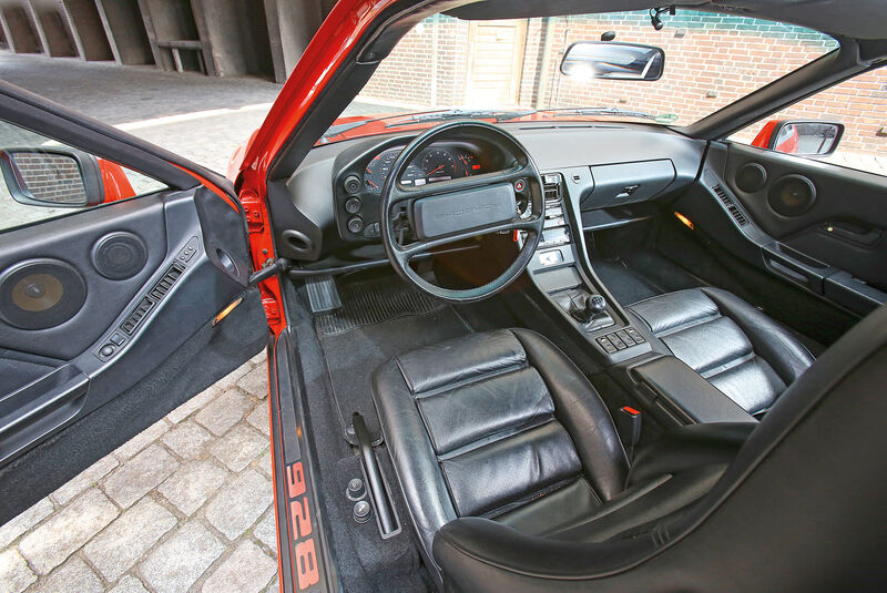 Porsche 928 GT, Cockpit, Sitze