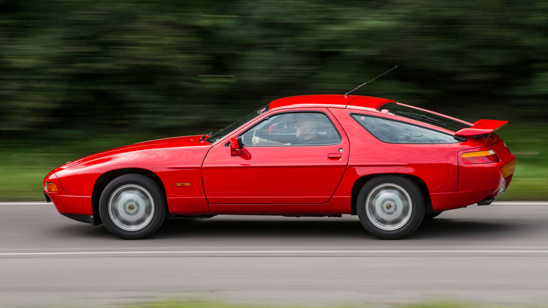 Porsche 928 GT, Seitenansicht