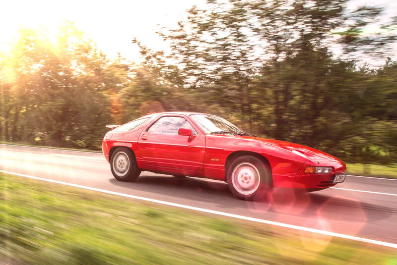 Porsche 928 GT, Seitenansicht