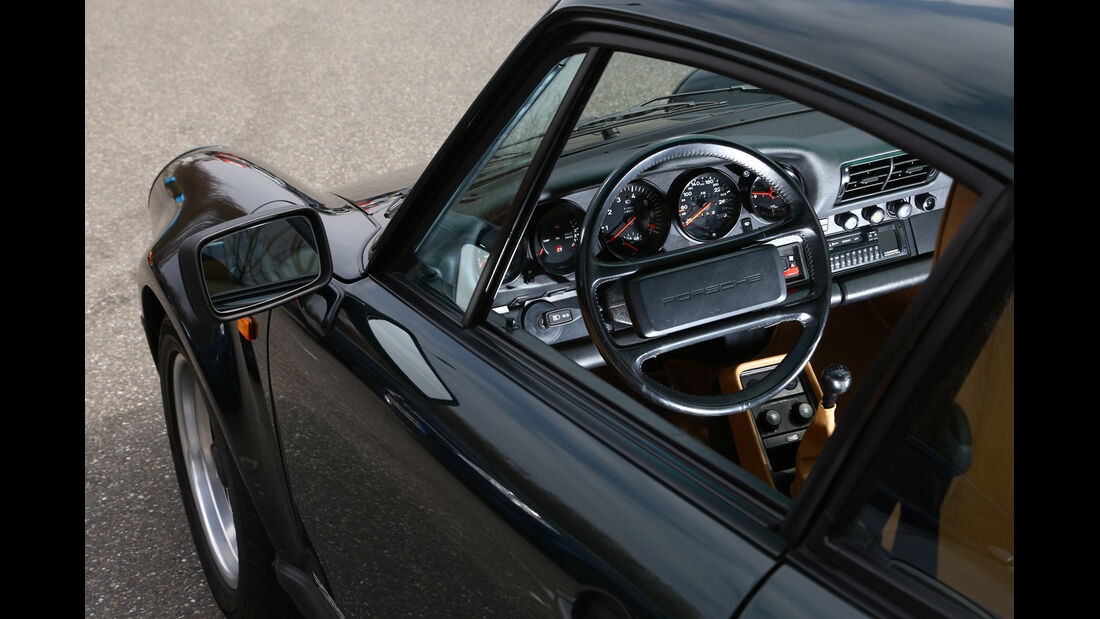 Porsche 930 Turbo, Cockpit