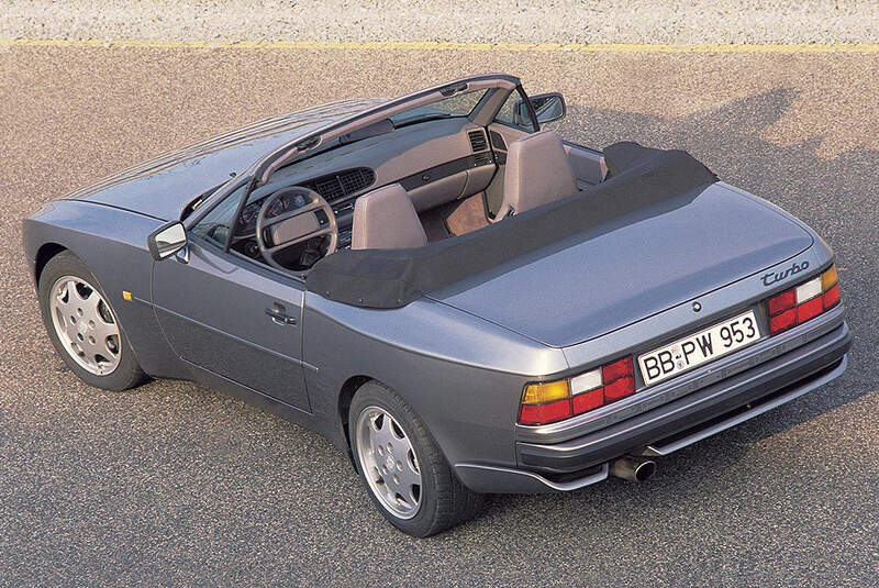 Porsche 944 Cabrio, Mazda MX-5, Alfa Romeo Spider 