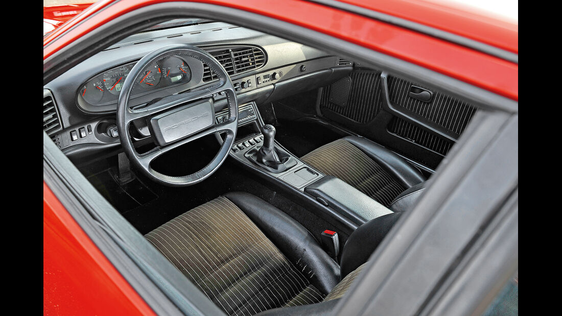 Porsche 944, Cockpit