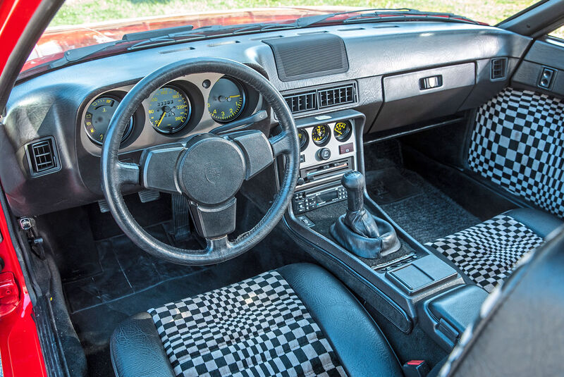 Porsche 944 Kaufberatung Cockpit