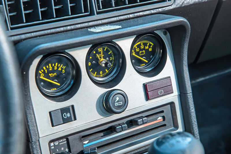 Porsche 944 Kaufberatung Zusatzinstrumente