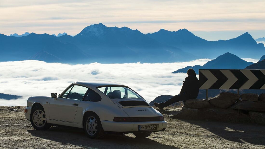 Porsche 964